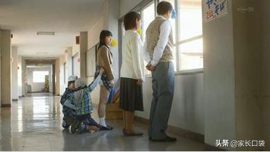 多名女童遭13岁男孩猥亵，上热搜的却又是#女孩该如何自救#