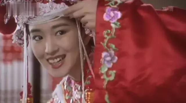 在网上买的化妆品是正品吗,为什么网上买的化妆品用了皮肤差