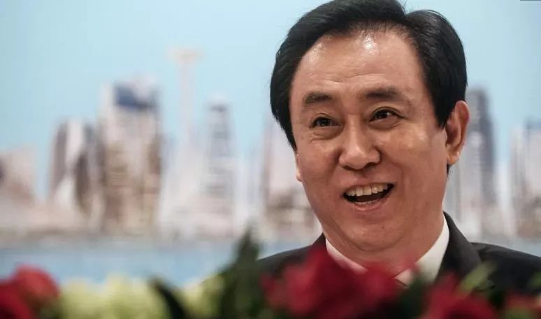 掏粪工的收入惊呆了众人,掏粪工成千亿富豪