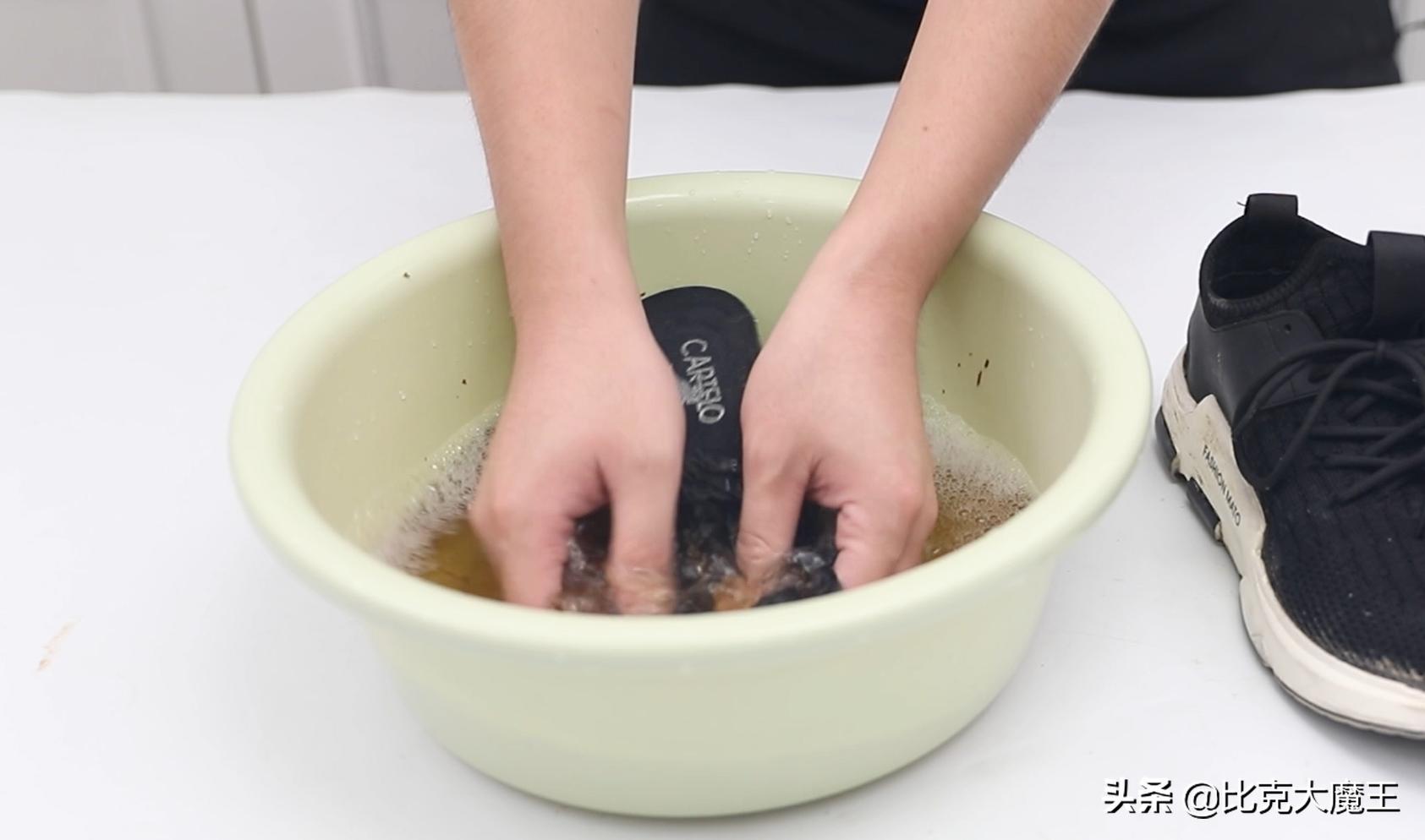 洗衣粉加香烟的方法,香烟加洗洁精的妙用