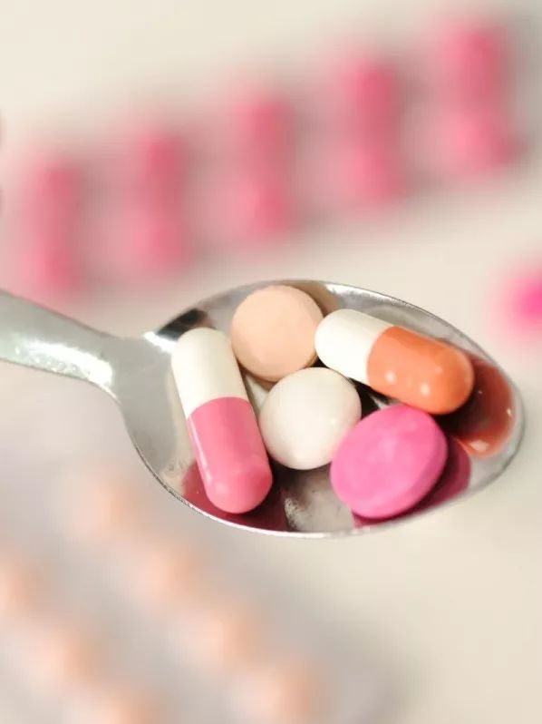 乳腺癌化疗8次四红四白,浅谈乳腺癌