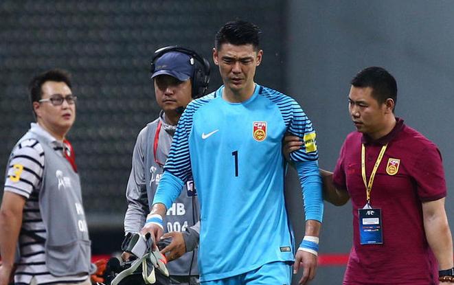 恒大门将曾诚退役了吗,广州恒大守门员曾诚哪去了