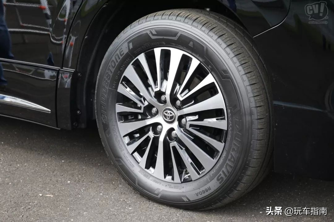 埃尔法低价汽车报价,埃尔法跟gl8陆尊空间