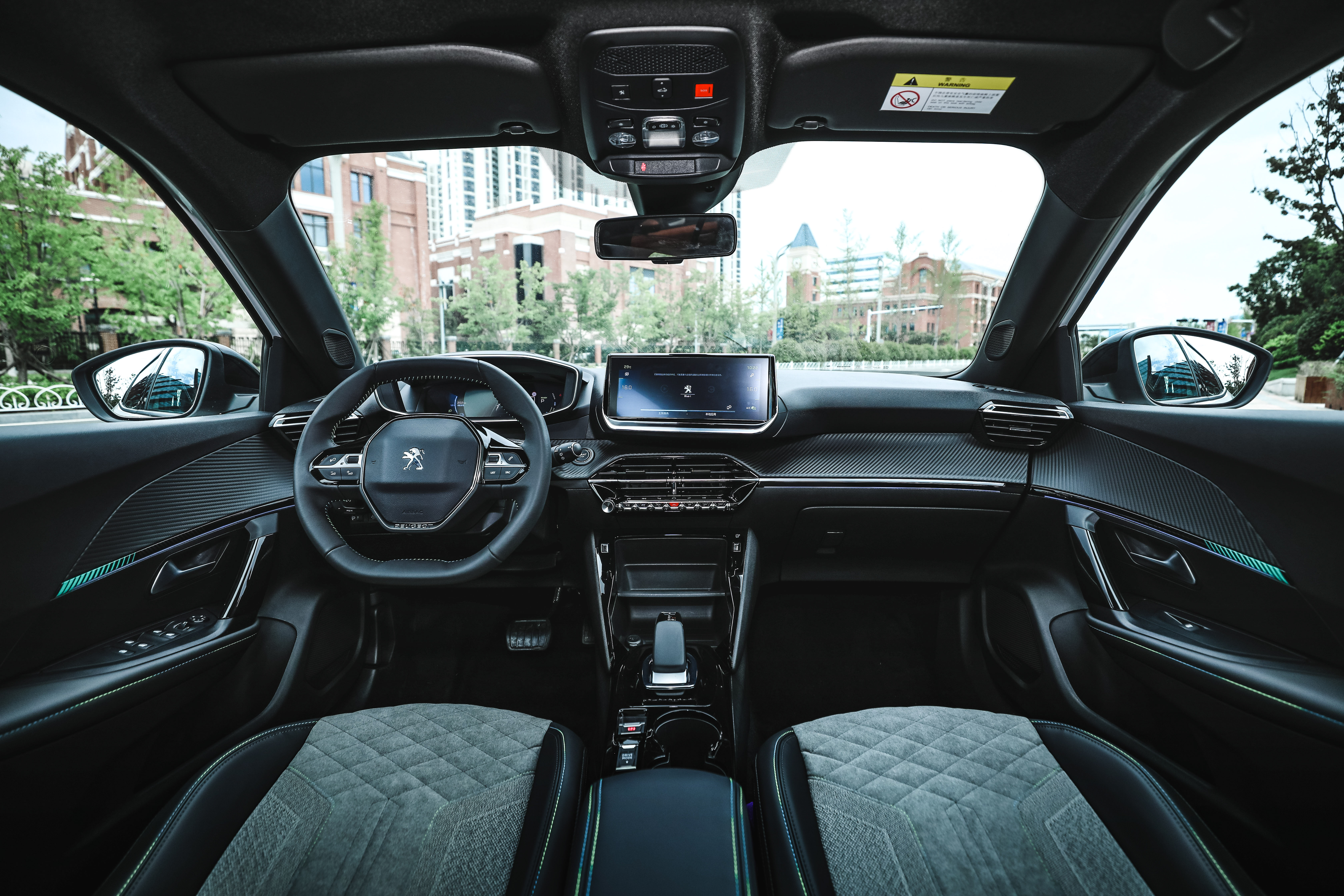 全新一代东风标致2008亮点解析,有趣的设计