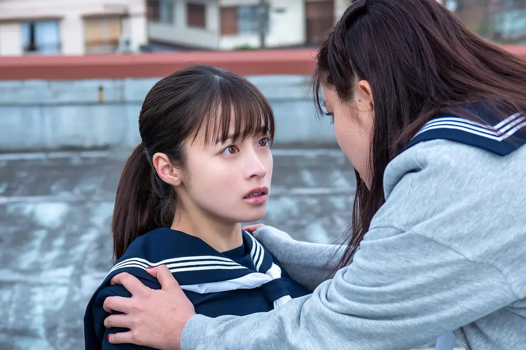 21年评分最高十部悬疑剧，《窥探》仅第4，《城市的边缘》进前3