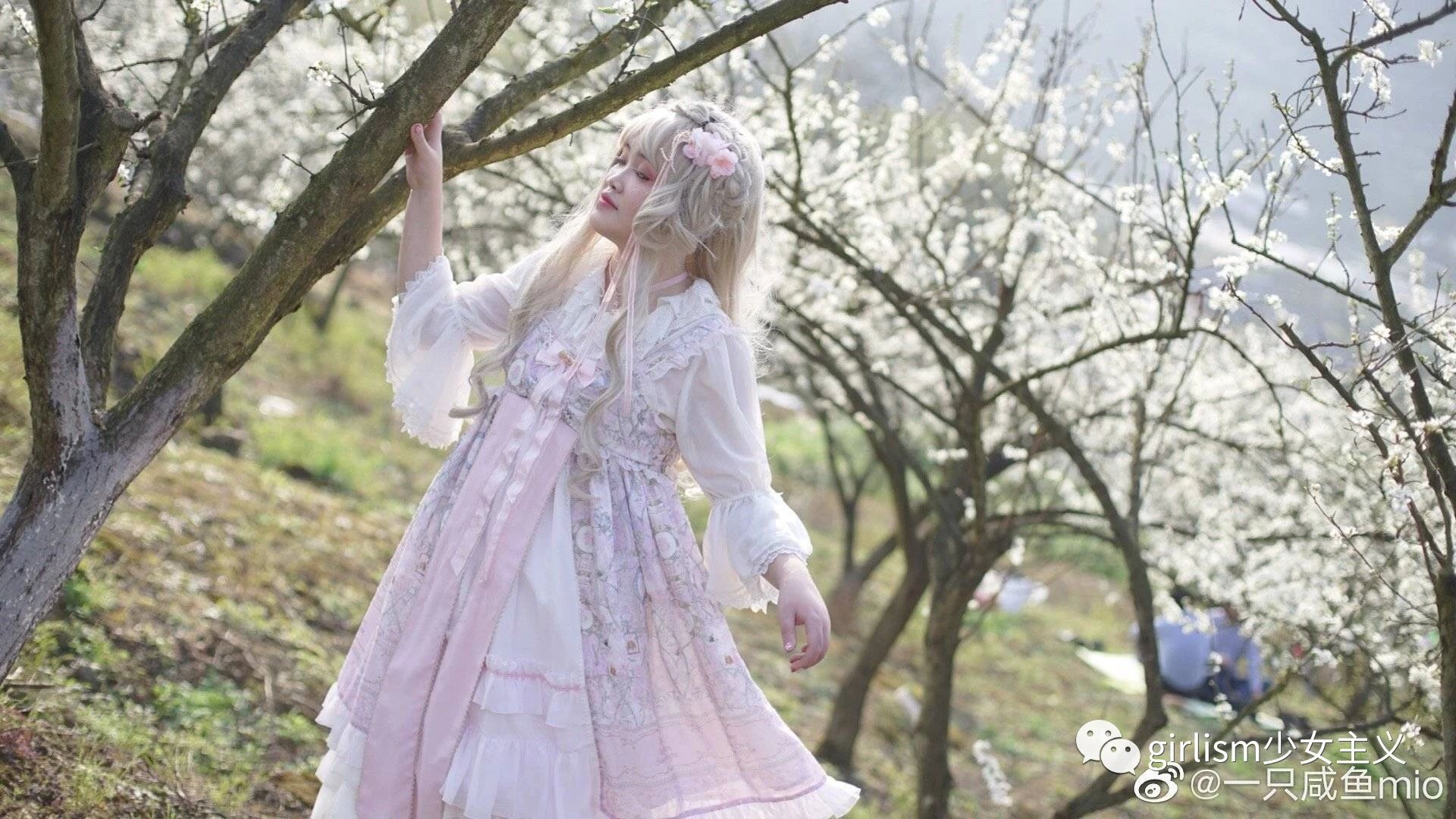 樱花与Lo｜春天来了，好想穿上小裙子去赏花啊