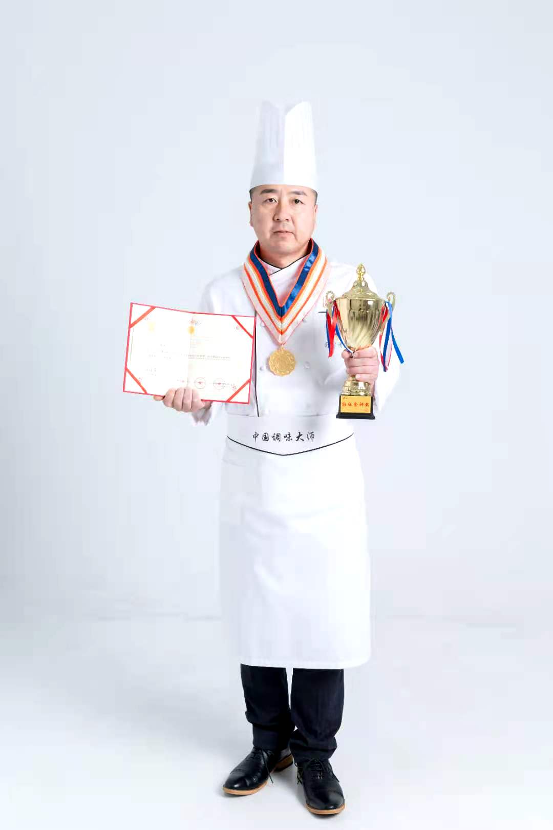 中国烹饪艺术家金奖,中国烹饪大师温海涛