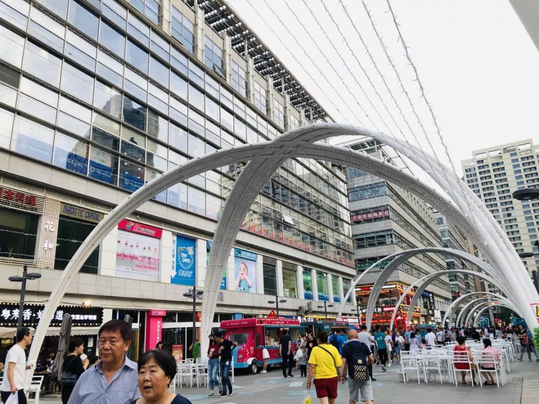 天津奥城夜市最新视频,天津奥城现在有夜市么