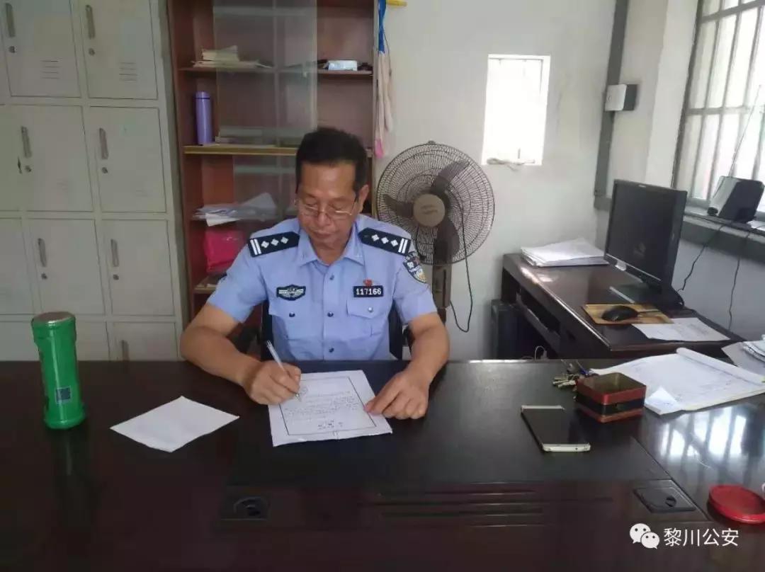 八一特辑退伍不褪色警营守初心,八一特辑兵在警营