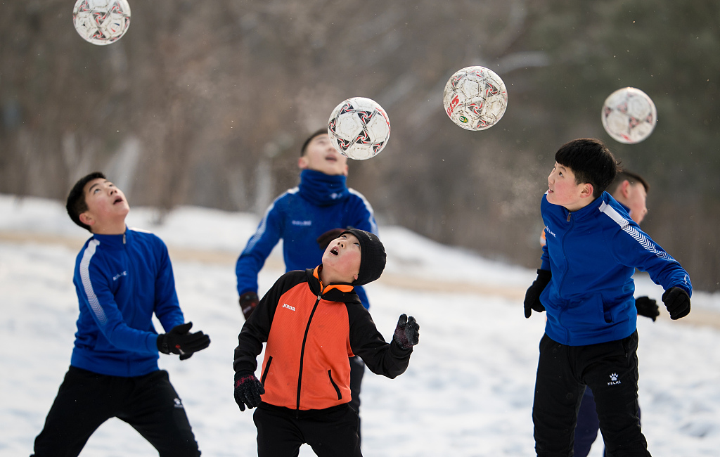 小孩的足球天赋主要体现在哪里,我低估了孩子对足球的热爱