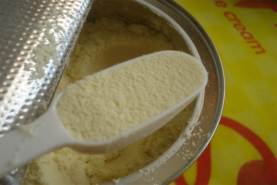 飞鹤价格低的奶粉行不行,最近飞鹤奶粉降价怎么这么厉害