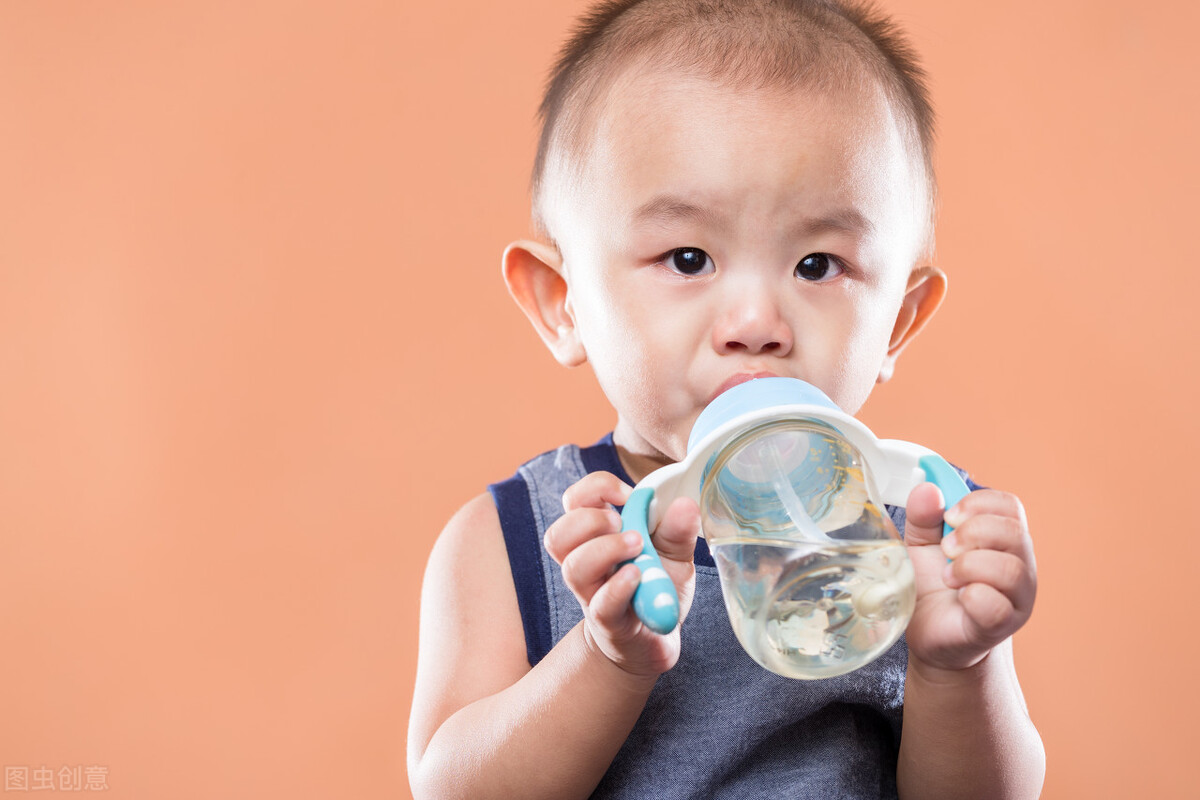 秋季宝宝易咳嗽学会5招巧应对,宝宝预防咳嗽小妙招