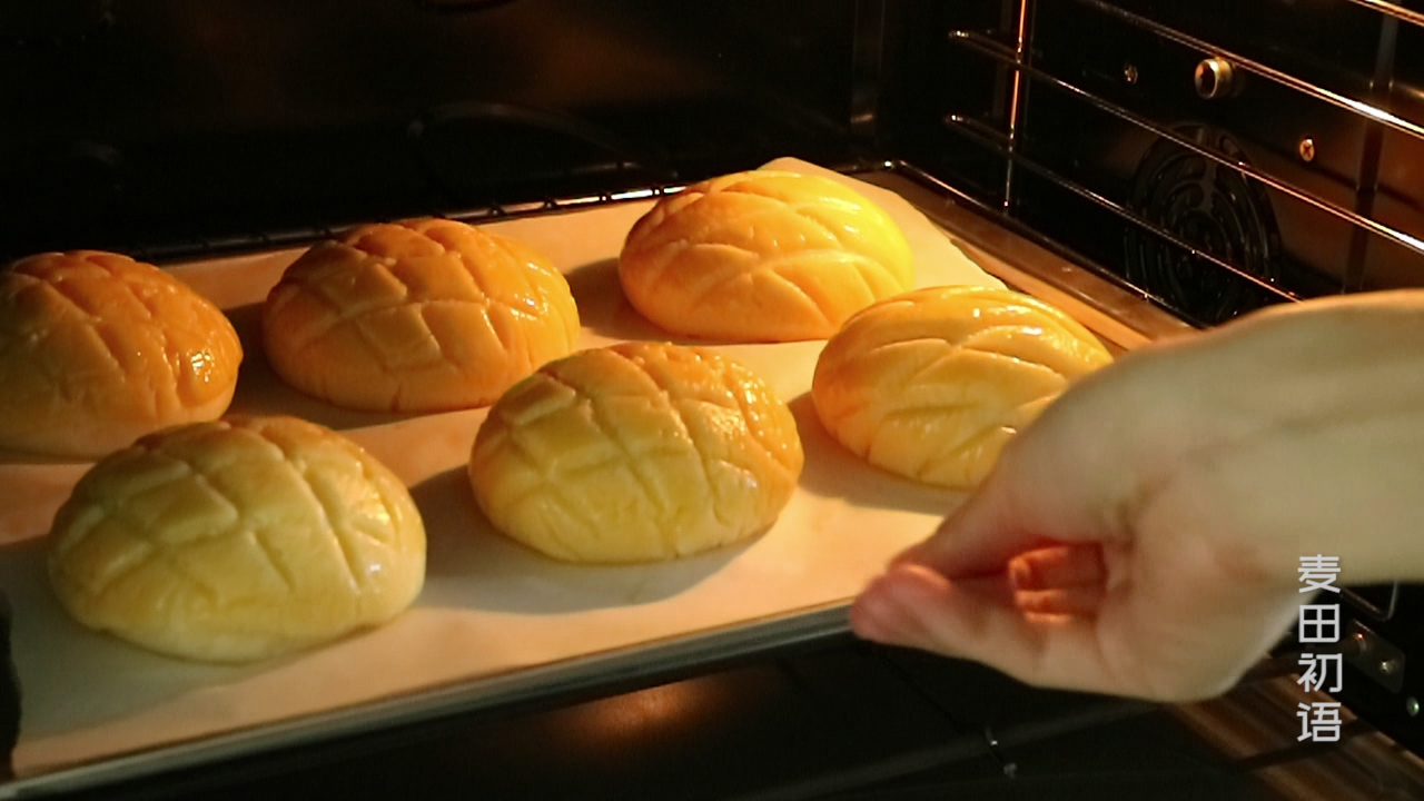 好吃到哭的港式菠萝包，多图超详细制作教程，想不成功都难