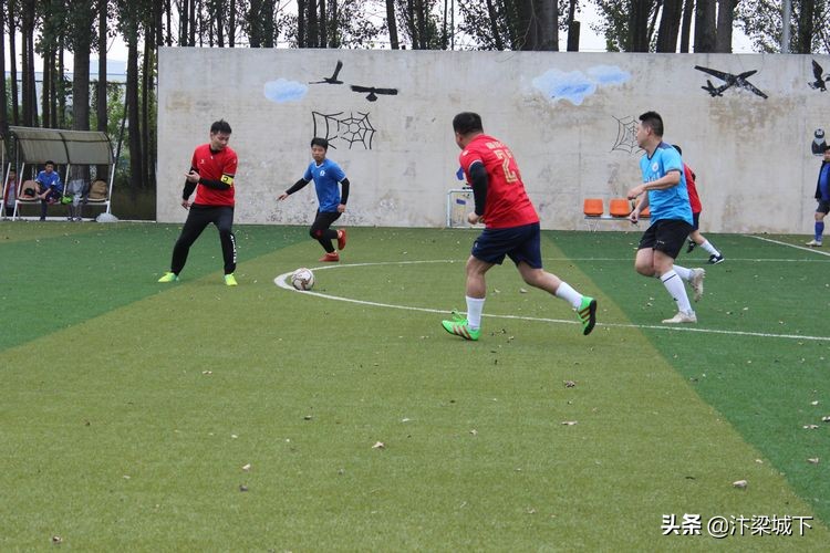 “五个重大”实践锻炼先锋足球队与欧帕集团足球队开展足球友谊赛
