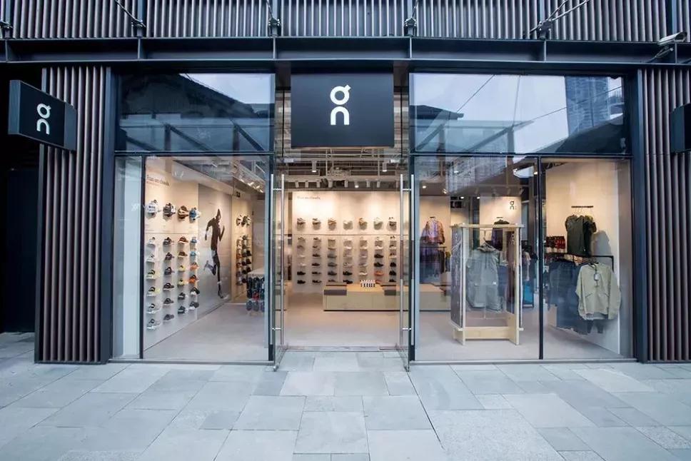 一双千元运动鞋，竟撑起1300亿市值！其中究竟藏着什么秘密？