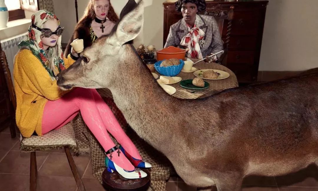 火了100年的初恋鞋，到现在刘雯还在穿它！