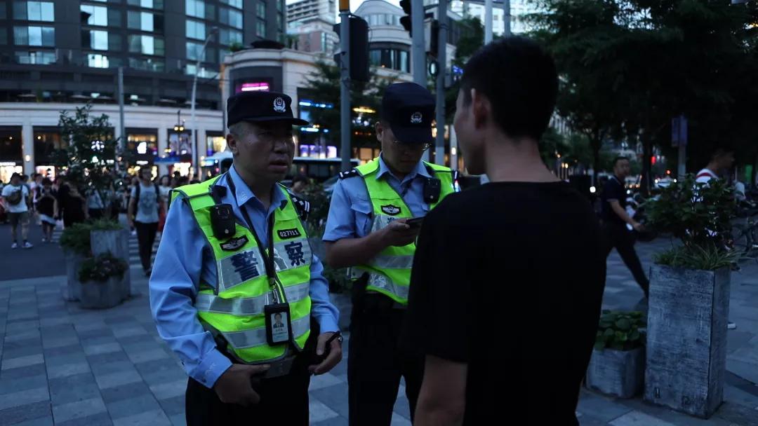 吕其明七一勋章海报,吕其明获七一勋章作品