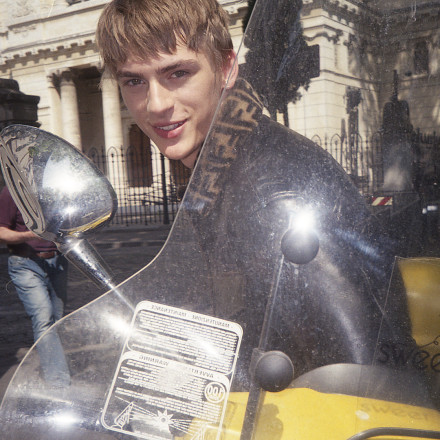 嫁给Fendi的99年英国男孩——BenSherrell