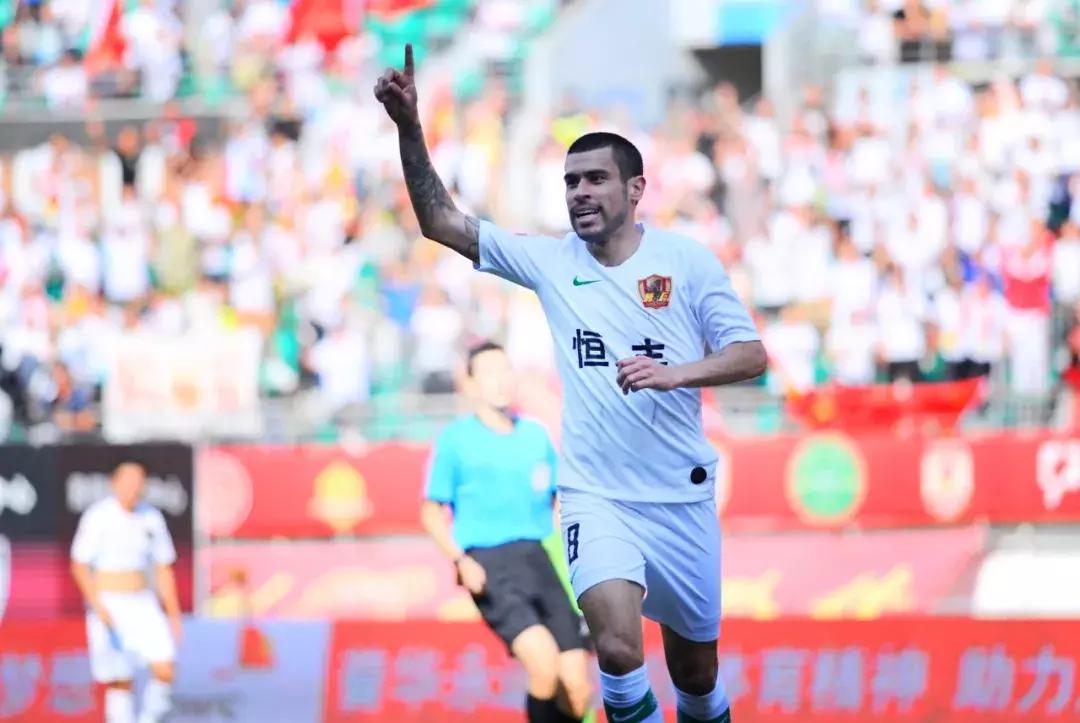 莫塔角球直接破门,恒丰外援莫塔