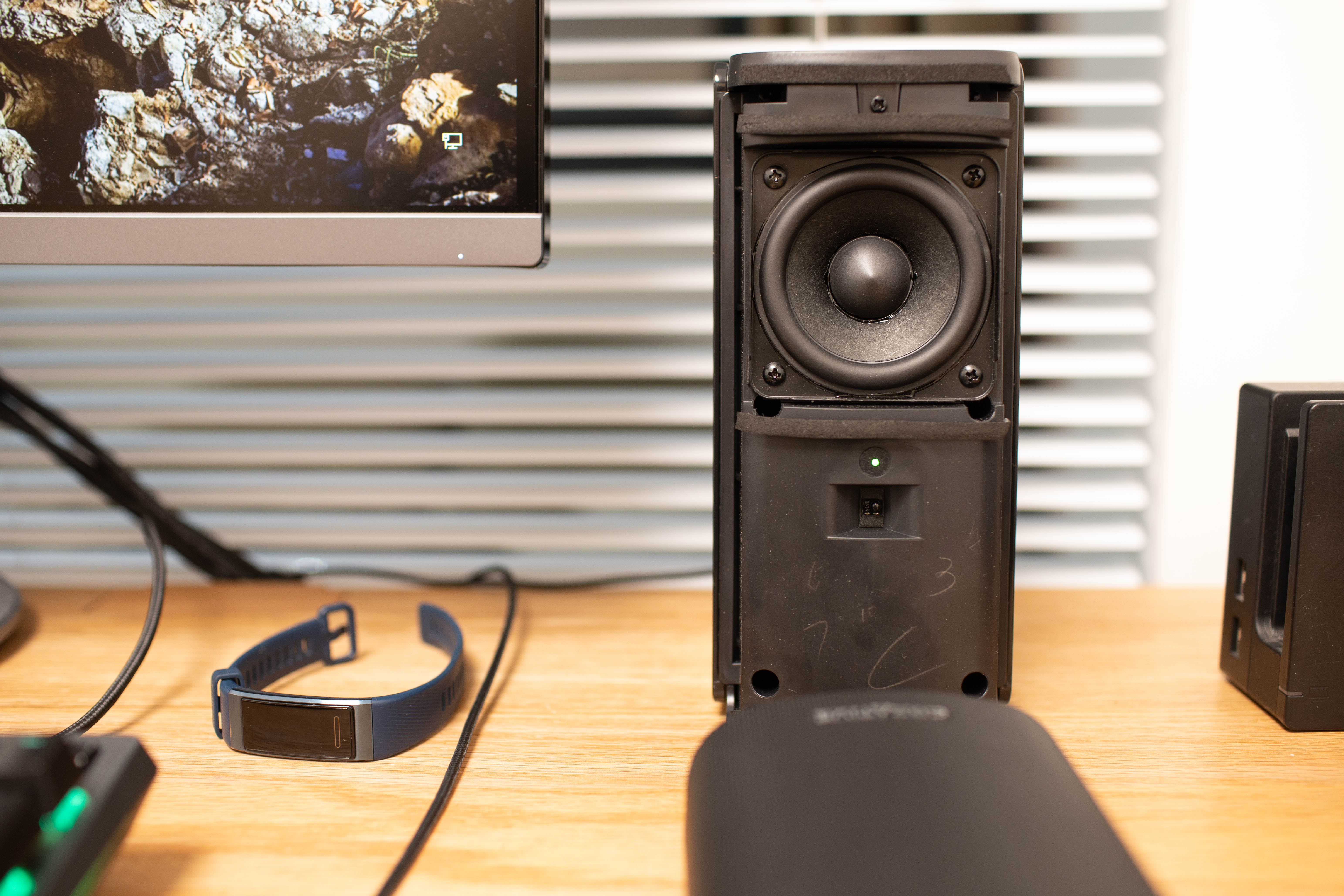 创新T100音箱,创新音箱t20和t100