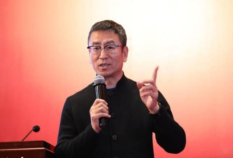 白岩松曾直言：我不会巴结领导，台长的办公室我只去过四次