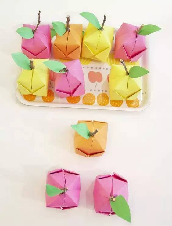 旺仔小泡芙幼儿折纸手工创意diy,折纸手工8-10岁简单的飞镖正方形