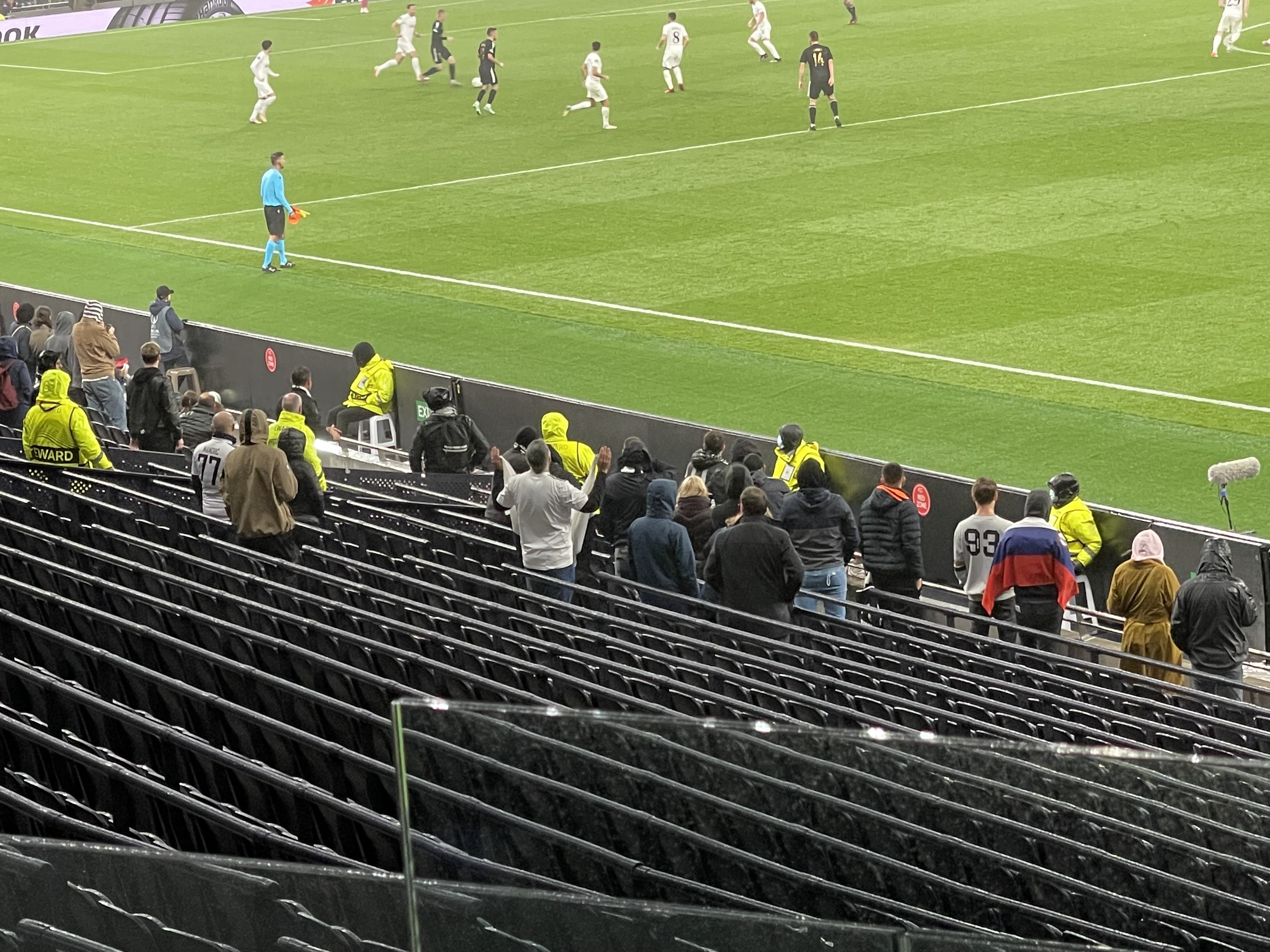 热刺全场5脚射门大溃败,热刺1-5惨败最终排名第三