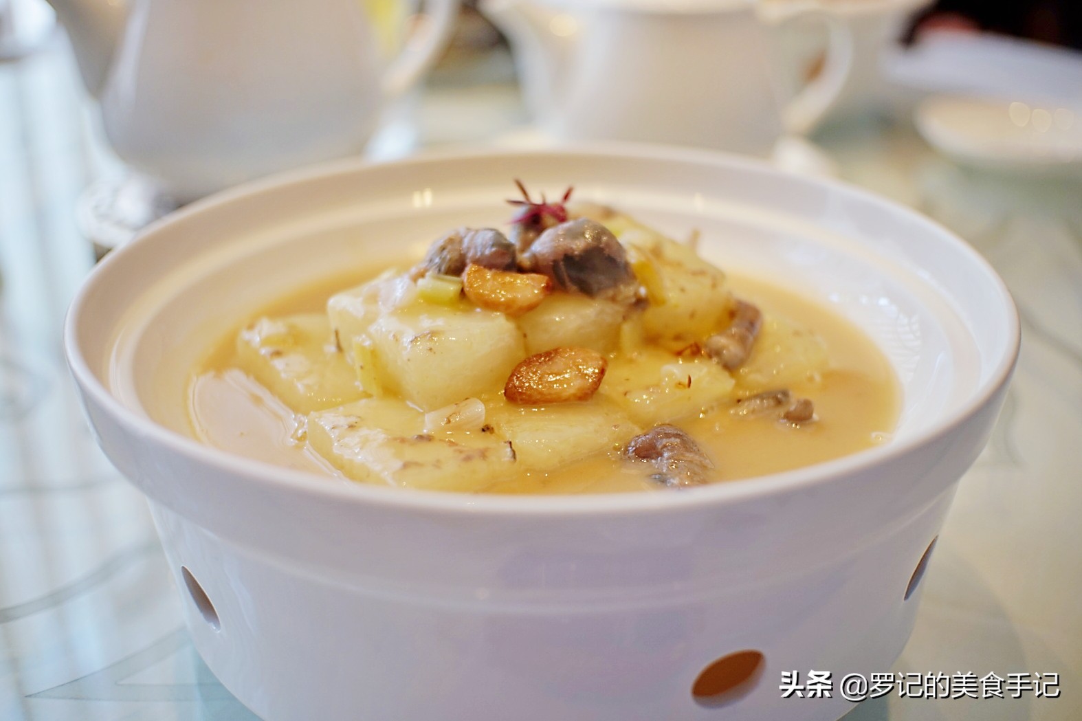 广州米其林煲仔饭第一名,广州米其林好吃的餐饮