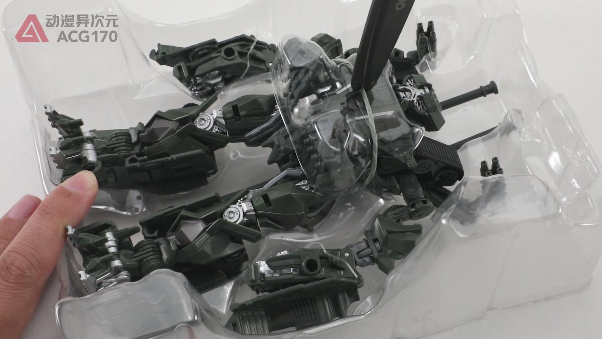 电影变形金刚1擎天柱玩具测评,变形金刚中能变坦克的霸天虎