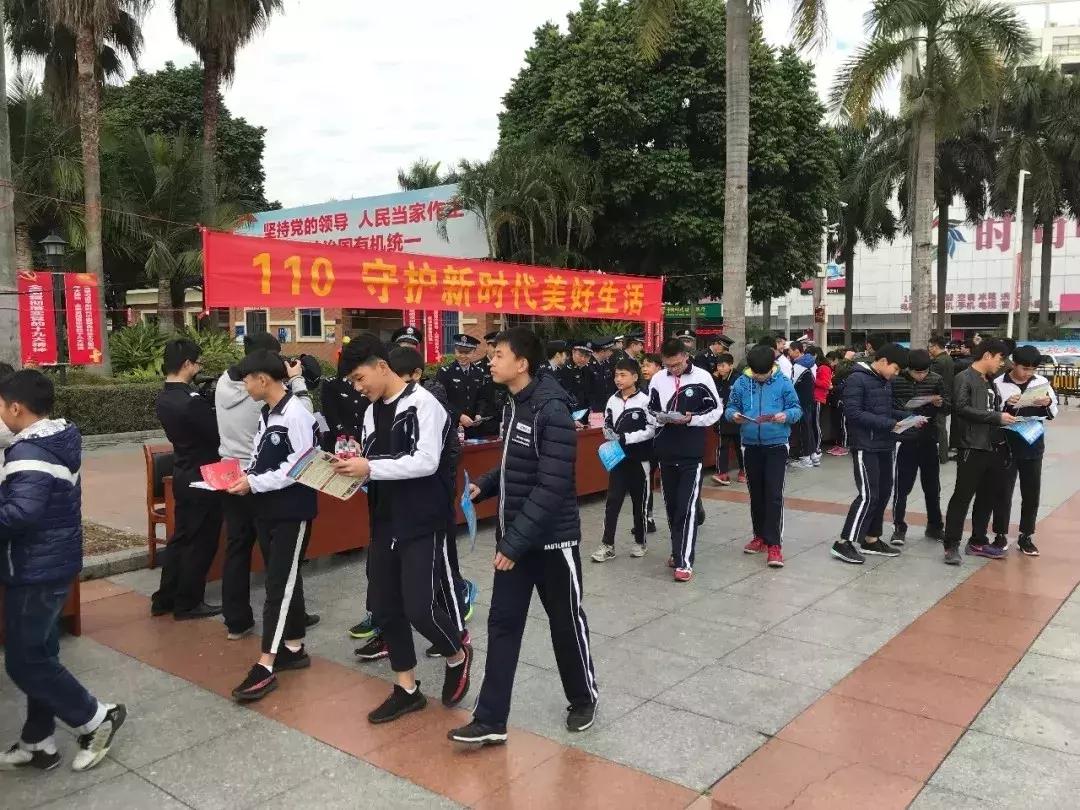 在年岁即将交替的时光里「这一年大岭山都发生了什么大事」