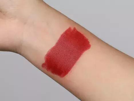 看着廉价的口红颜色,什么口红颜色不明显还好看