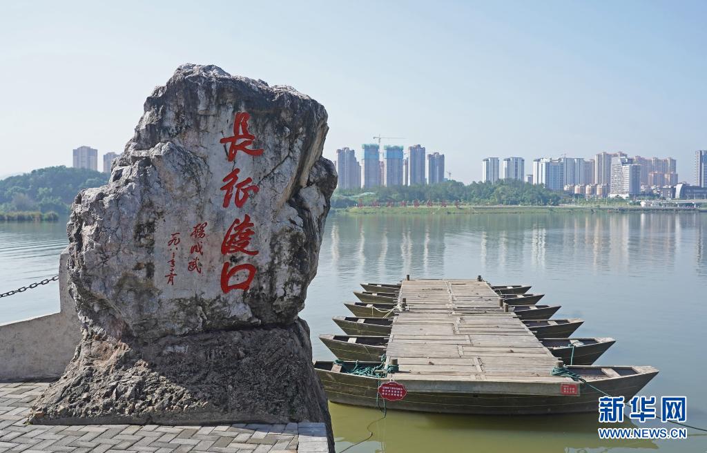 百年恰是风华正茂——致敬中国*产党共**成立100周年