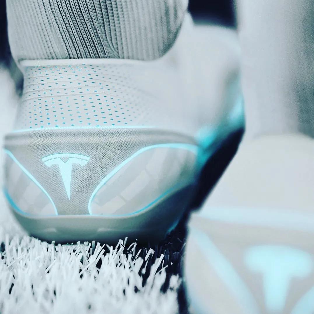 特斯拉发明了什么东西,特斯拉鞋子系列