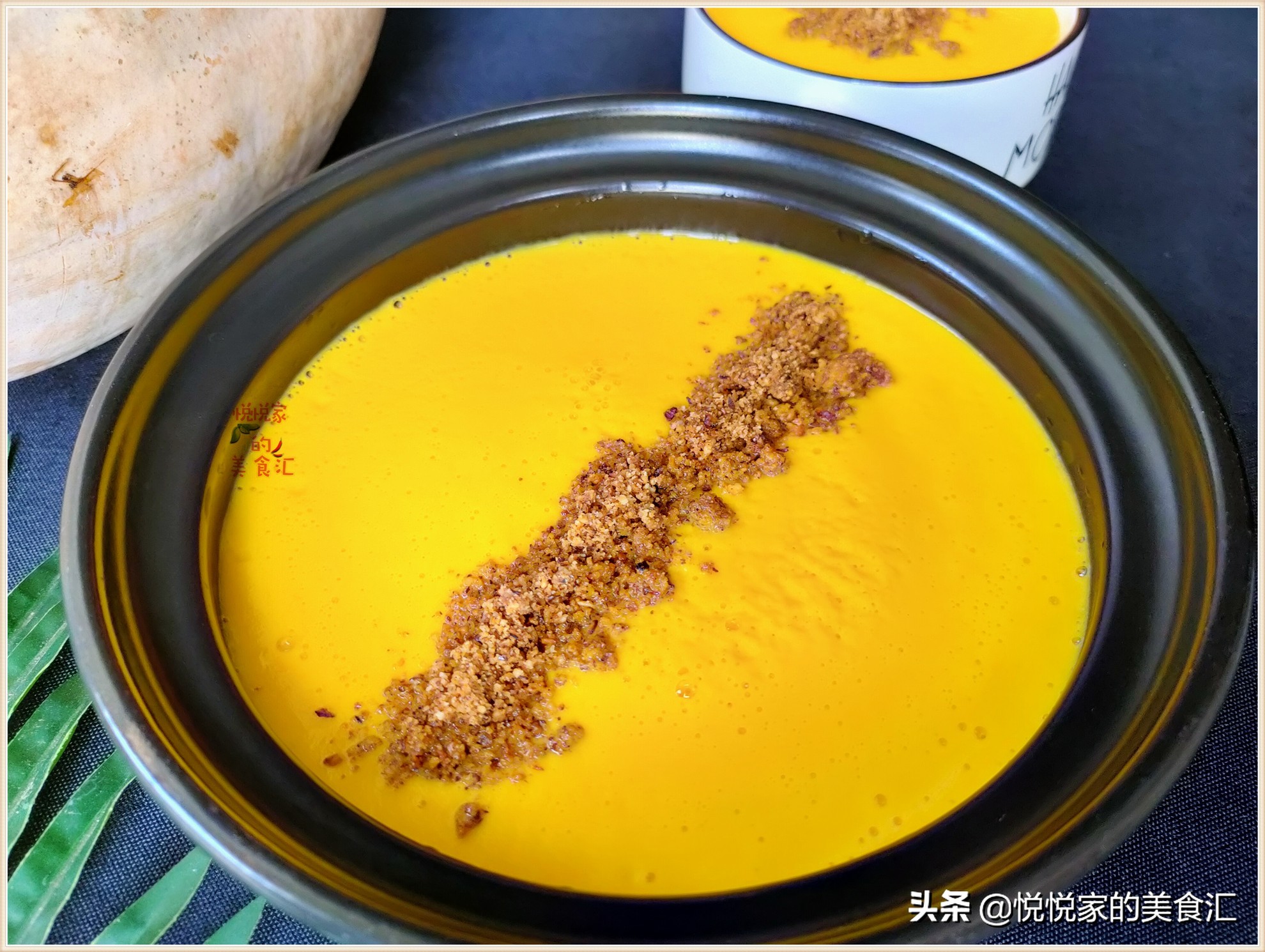 怎样才能正确的剥核桃里面的果肉,怎么徒手剥一个完整的核桃