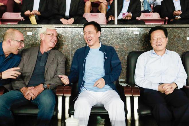 10年17冠！恒大时代落幕陈戌源：中国足球上不去有啥用