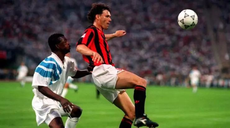 老梁观世界,小梁带你看世界完整视频