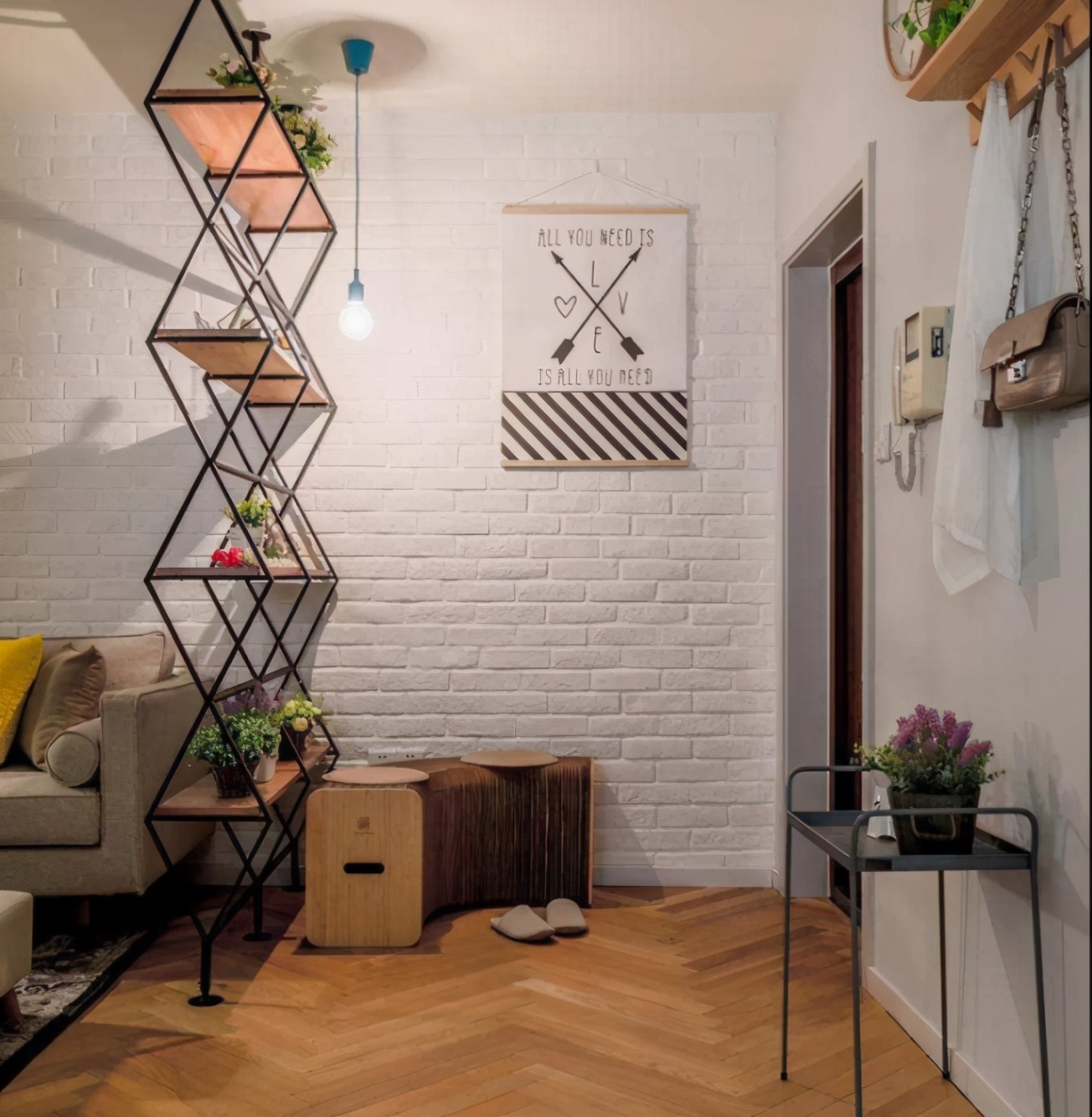 开门见客厅如何装修,开门见客厅如何布置