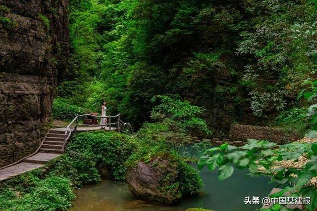 暑假湘西游，除了凤凰张家界，矮寨奇观不容错过