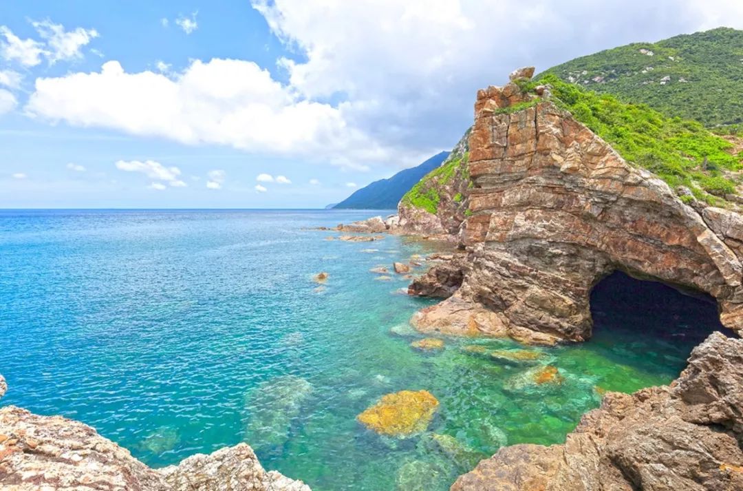 深圳大梅沙海滩最近的消息,深圳大梅沙海滩现在可以去吗