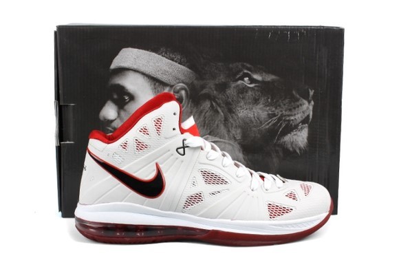 lebron詹姆斯狮子标球鞋,lebronwitness5詹姆斯实战篮球鞋