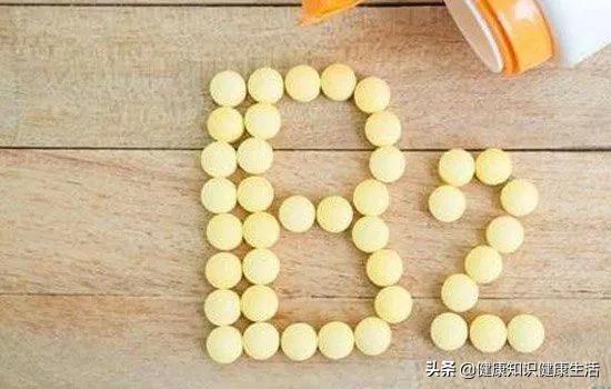 经常发生口角炎、舌炎、眼睑炎、可能是维生素B2缺乏