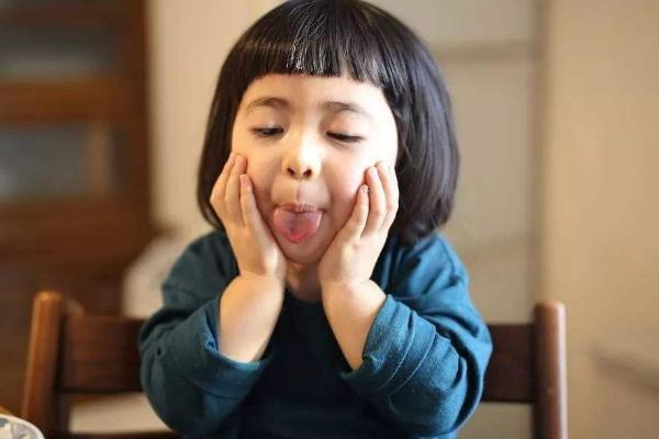 孩子调皮不听话应不应该教育他,孩子调皮不遵照规则