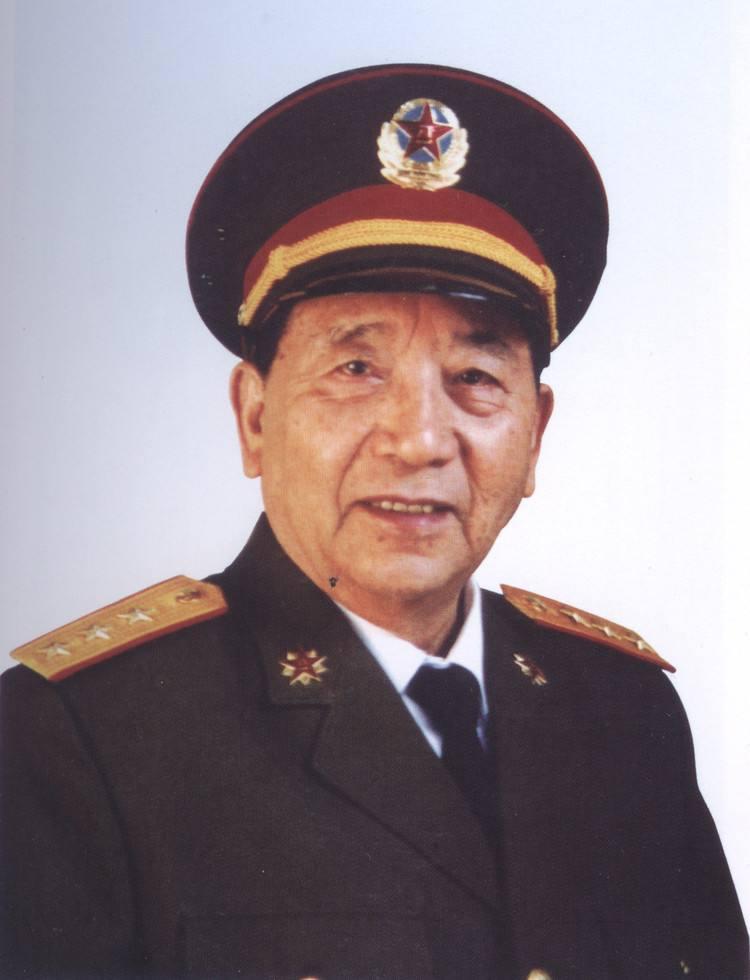 毛主席和群众一起抽旱烟，压力大时一天50根，革命告捷后戒掉没？