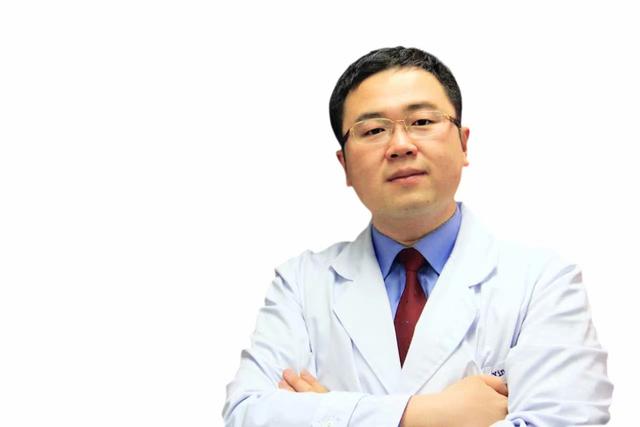 走路膝关节后面窝窝疼,膝盖髌骨前端两侧凹陷处按压疼