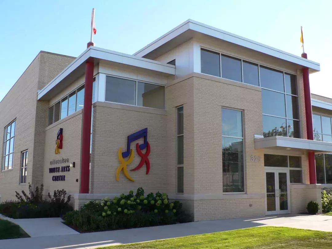 雄鹿20-21赛季球衣宣告版,雄鹿发布新赛季球衣