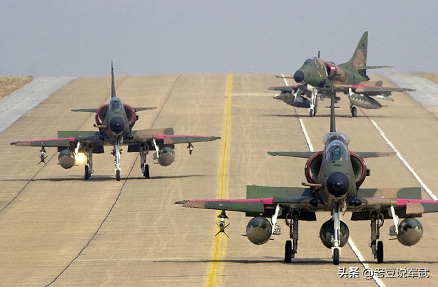 a-4天鹰舰载战斗攻击机,道格拉斯舰载机盘点