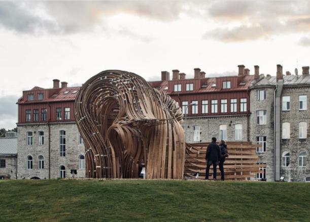 长成这个样子的厕所，我猜你一定没见过