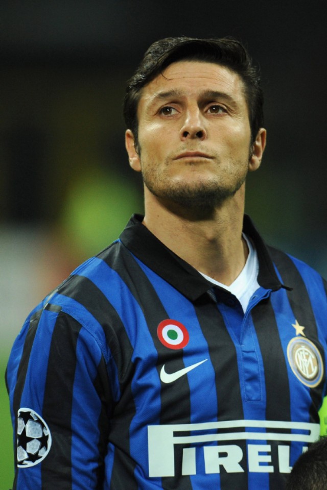 国际米兰球星萨内蒂图片,国米欧冠萨内蒂图文