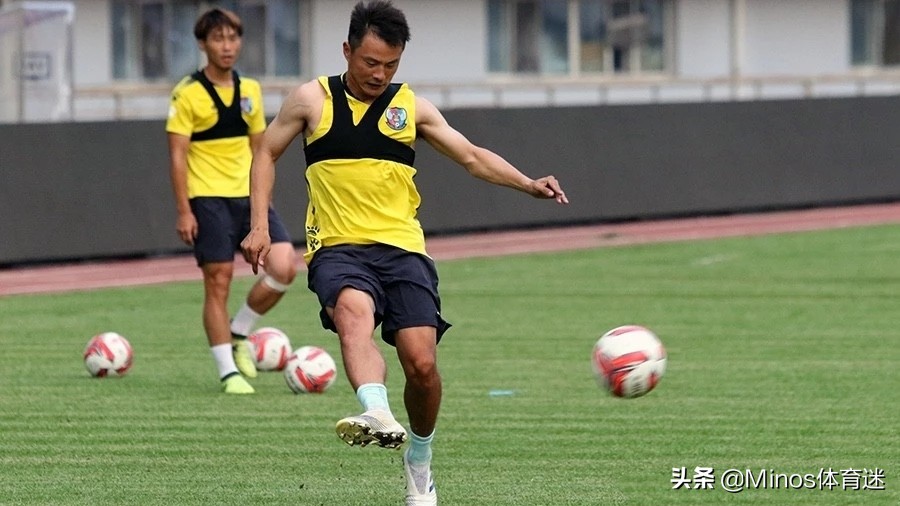 攻不破的“魔鬼主场”：冲超路上急刹车，回望追兵已近身