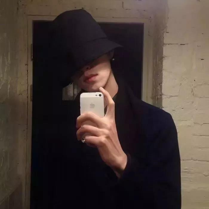 超丧成熟稳重的头像男,丧到极致的男生头像真人